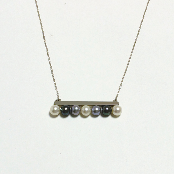 monotone pearl line necklace(モノトーンパールラインネックレス)
