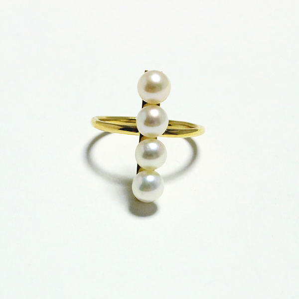 line pearl ring(ラインパールリング)