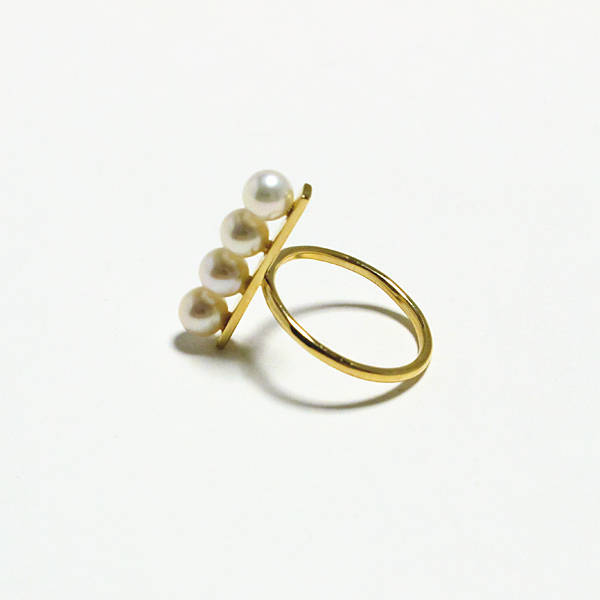 line pearl ring(ラインパールリング)
