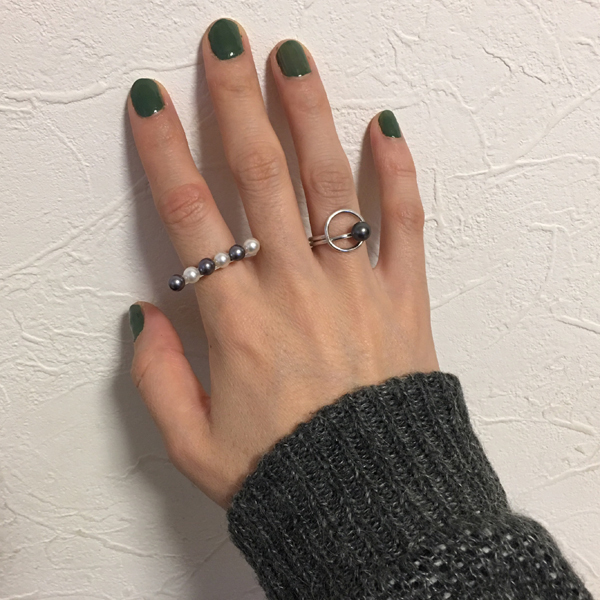 line monotone pearlring(ラインモノトーンパールリング)