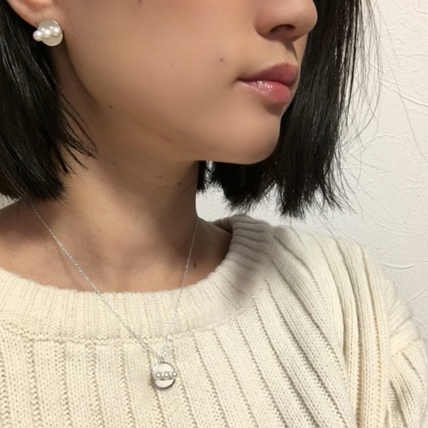 プラスジュエルのファッションリングの着用例(コーディネート)