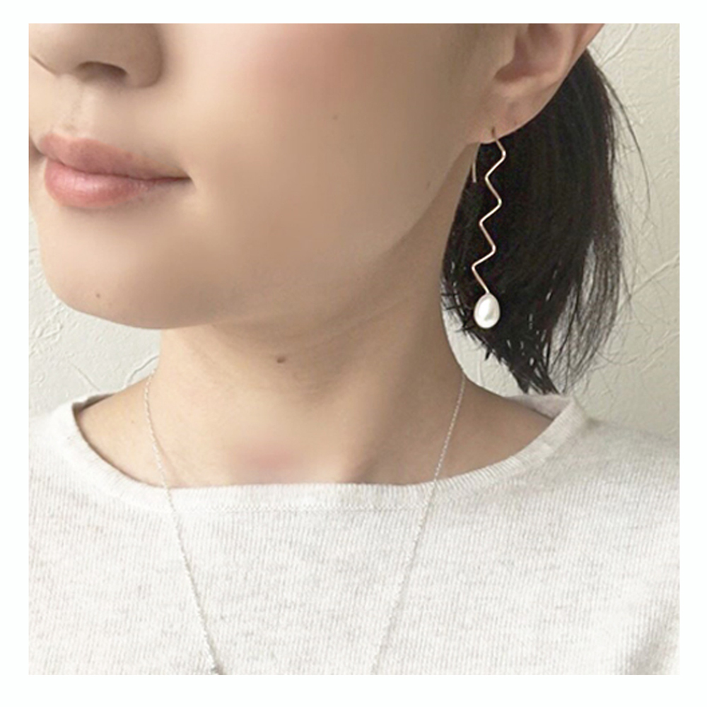 ■gizagiza pearl pierce■～white～ ギザギザパールピアス～ホワイト～ 